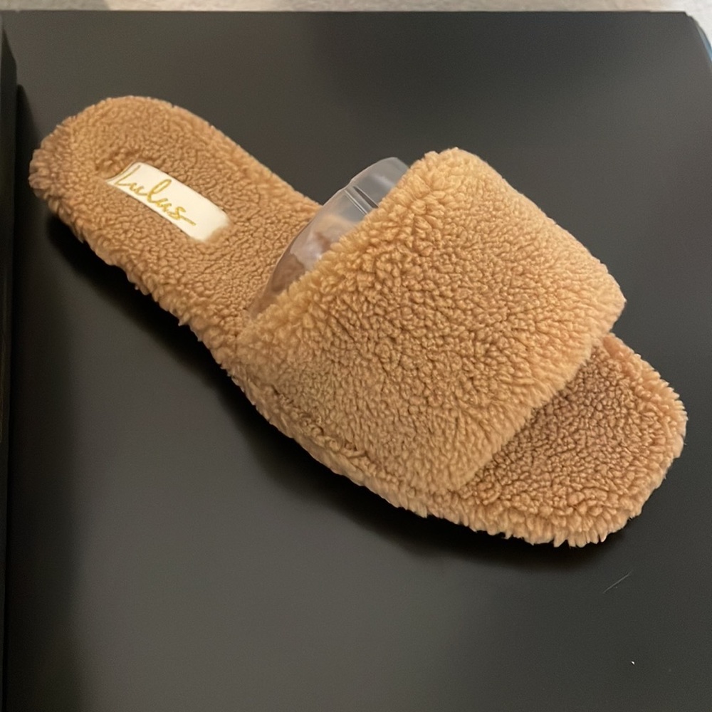 Lulu’s Camaria Camfir Wool Slippers